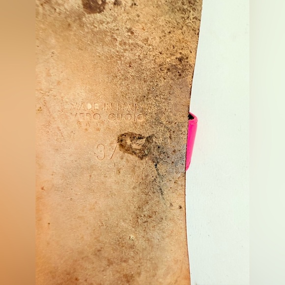 Giuseppe Zannoti Neon Pink Patent Leather rhinestone toe ring flat sandals EU 37 - Picture 9 of 9